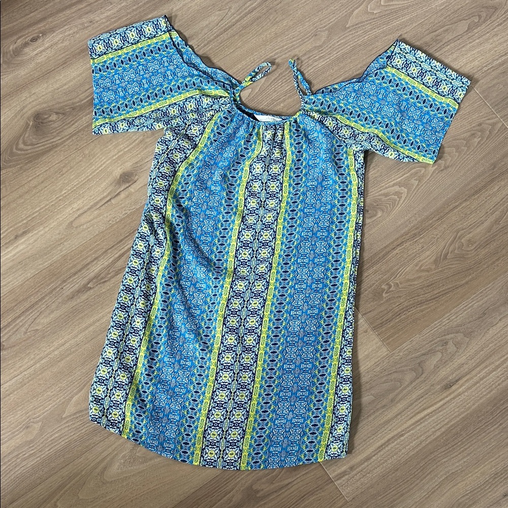 Charming Charlie Shift Dress with Bare Shoulders, Size Small